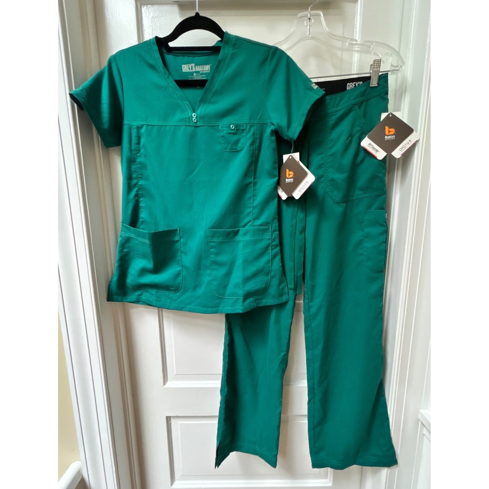 Greys Anatomy by Barco Woman's Scrub Set Hunter Green V-Neck Cargo Pants XS NEW!